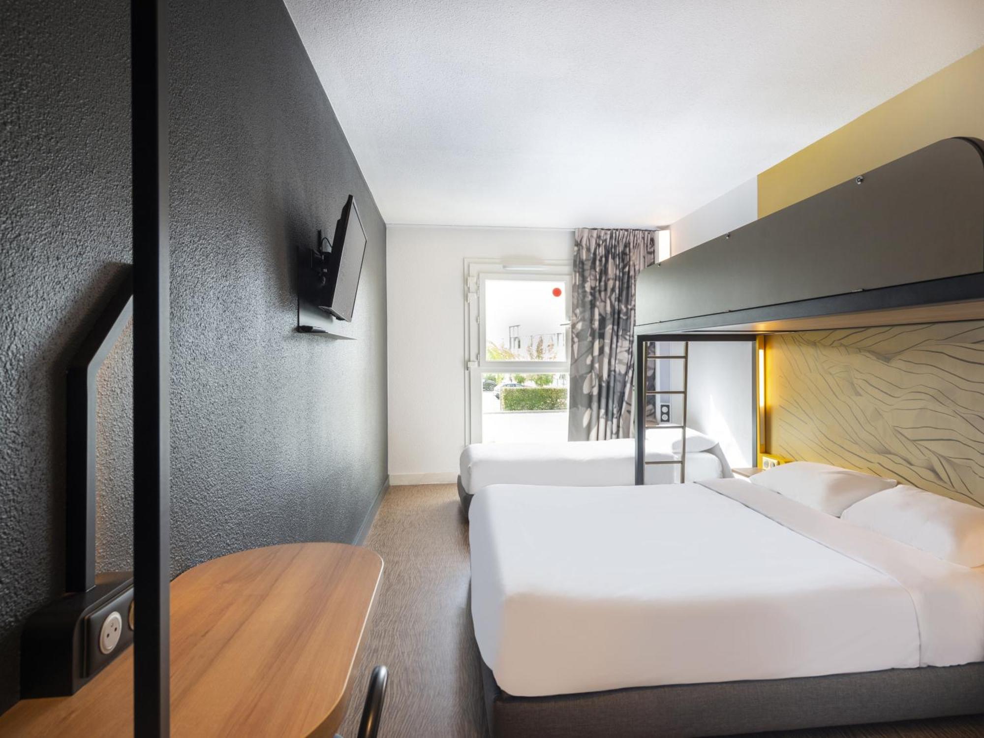 B&B Hotel Cholet Nord Luaran gambar