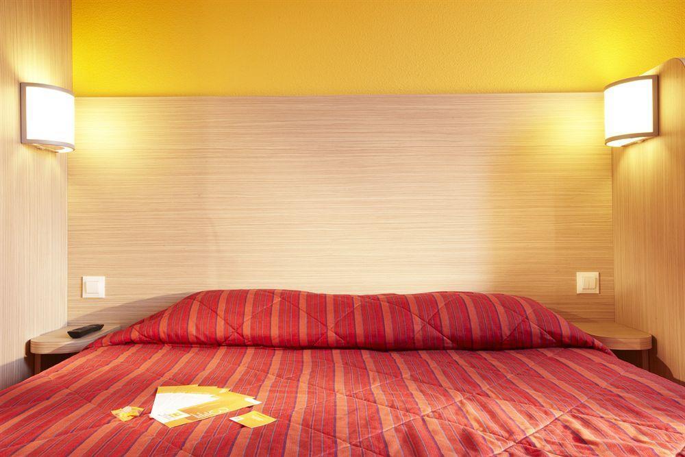 B&B Hotel Cholet Nord Luaran gambar