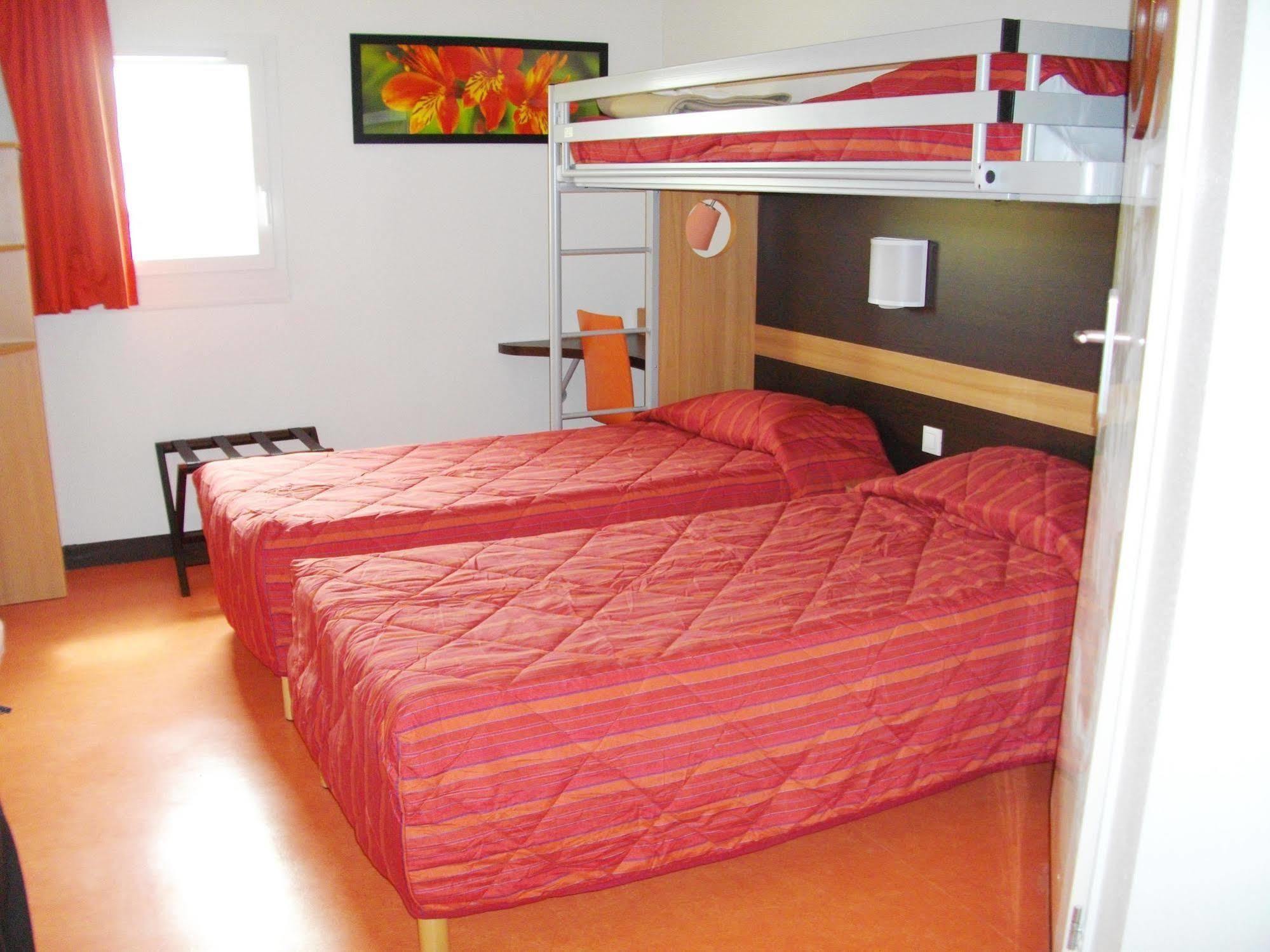 B&B Hotel Cholet Nord Luaran gambar